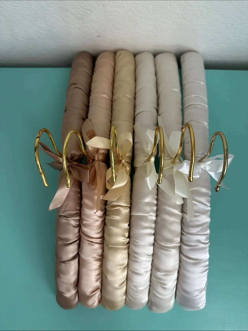 Satin padded heavy duty hangers-set of 6ct. in natural ombré colors-brand new.